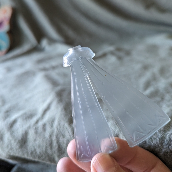 5/$20 🌼 Disney Frozen Elsa Cloak Replacement Hasbro Figure Loose Transparent - Picture 9 of 10